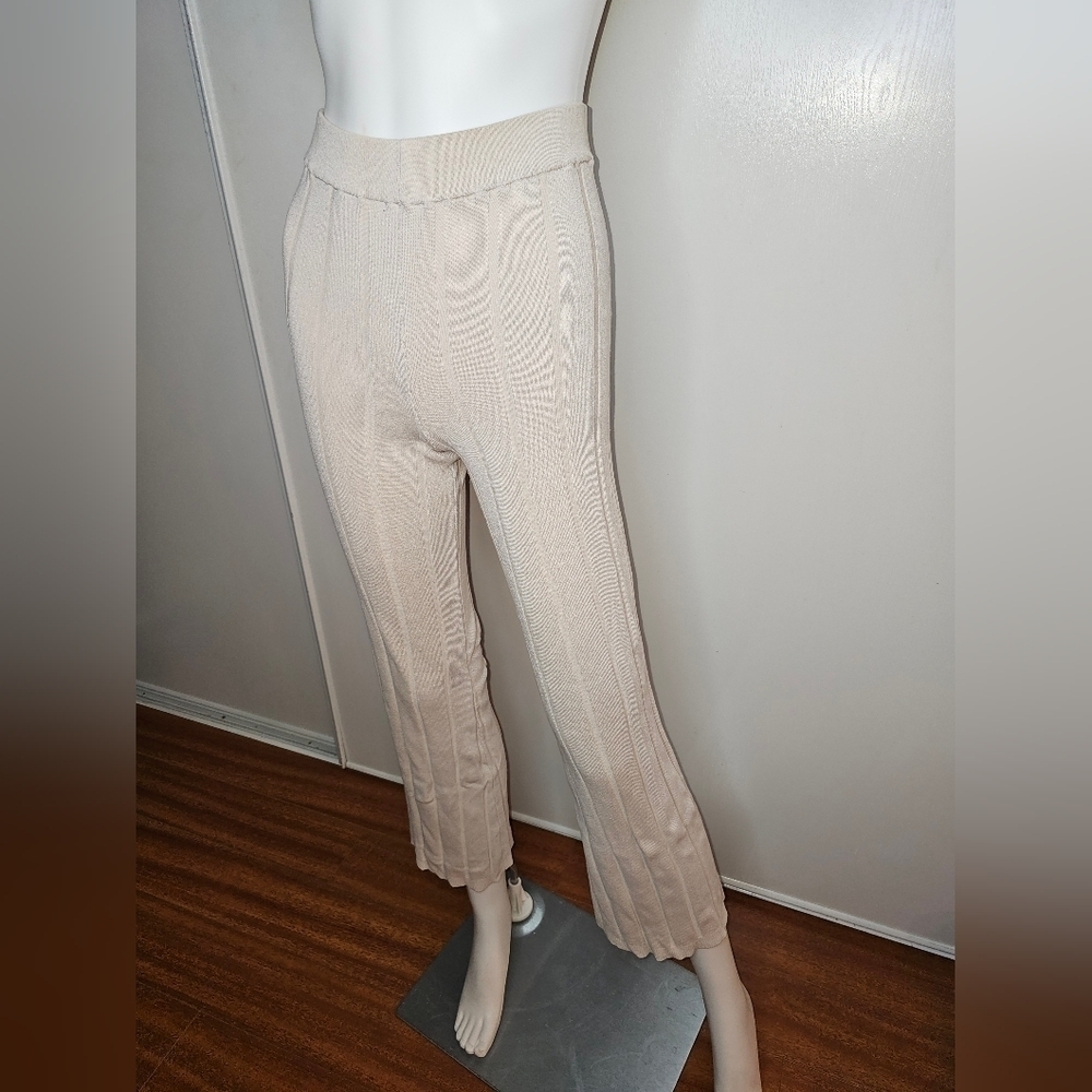 H&M Ribbed Cropped Strech Pant - Picture 5 of 9
